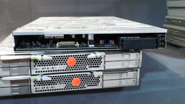 SUN Blade X6250 Server 8GB RAM DUAL PROCESSORS 594-4531-01