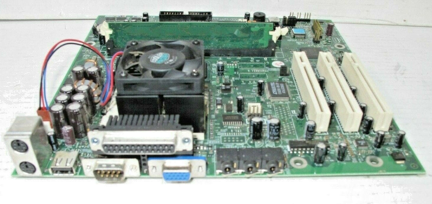 E-MACHINES 111376 ANAHEIM2 MOTHERBOARD + SL46U CELERON CPU + 32MB RAM