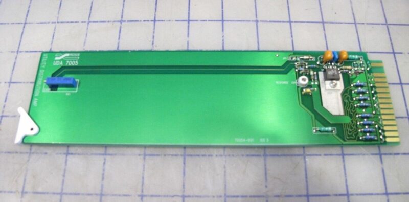 Ross UDA-7005 UTILITY DISTRIBUTION AMP 7005A-001