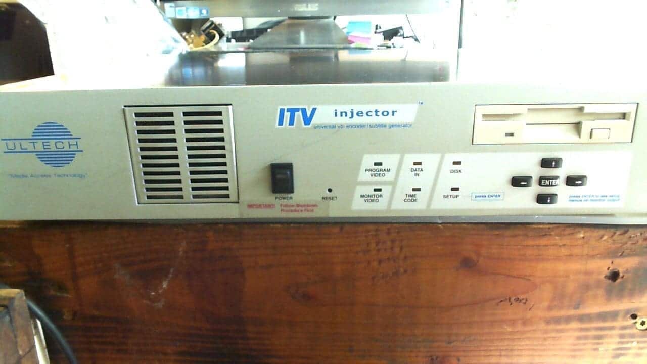 ULTECH ITV INJECTOR DV2000 UNIVERSAL VBI ENCODER/SUBTITLE GENERATOR