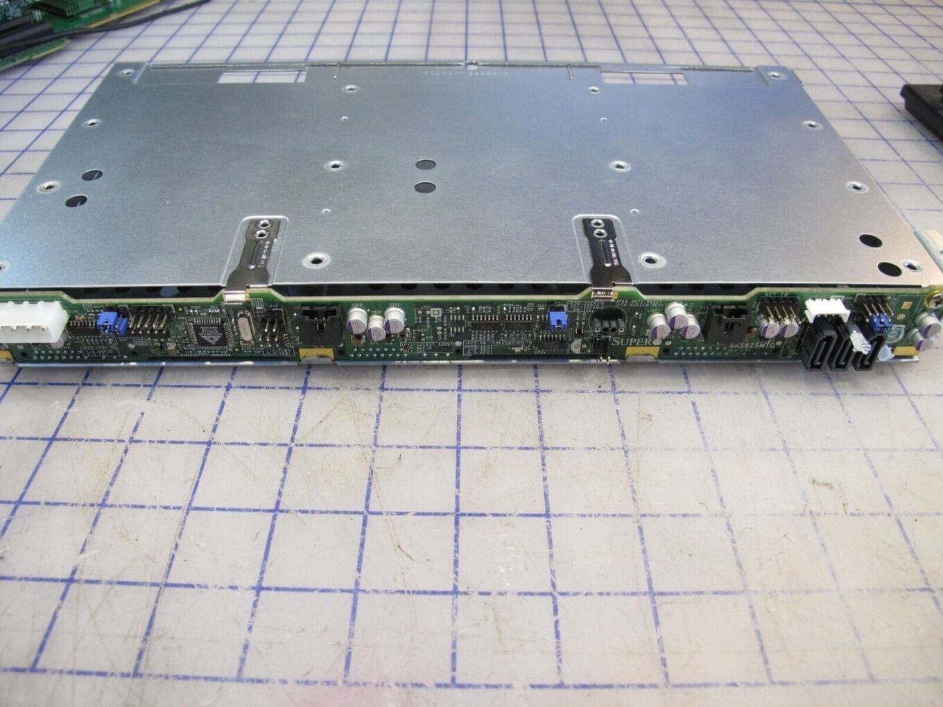 SuperMicro SAS825MTQ Rev 1.01 3-Port SAS/SATA Backplane for SC825M Chassis