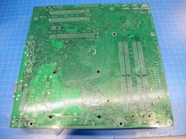 INTEL DQ965GF LGA775 MOTHERBOARD D41676-604 WITH 2.13GHz CORE 2 DUO CPU