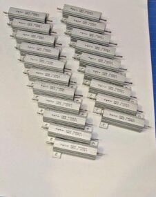 LOT OF 20 Tyco CGS THS50 3 OHM 50 WATT Aluminum Housed Power Resistor