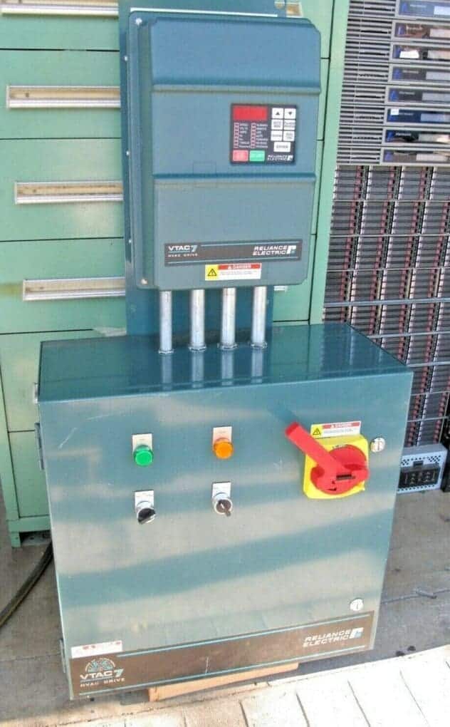 Reliance Electric 25G4260 VTAC7 GV3000/SE 25HP HVAC Drive 25 HP 25H4160 460V 37A