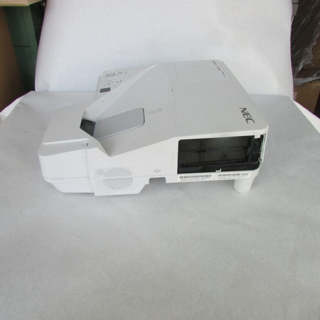 NEC Ultra Short Throw Projector NP UM361X