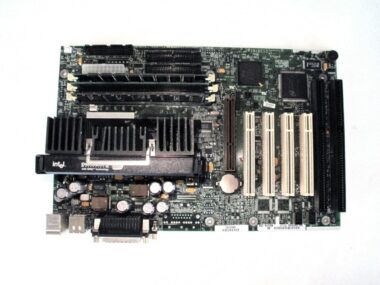 Gateway 4000206, 681534-306 Motherboard WITH SL2HC PENTIUM II CPU +128MB RAM