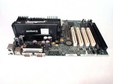 Gateway 4000206, 681534-306 Motherboard WITH SL2HC PENTIUM II CPU +128MB RAM