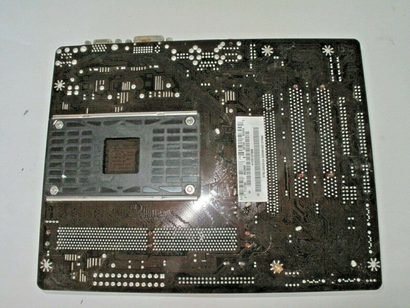 BIOSTAR H102127996 MOTHERBOARD WITH AN AMD ATHLON 2 CPU