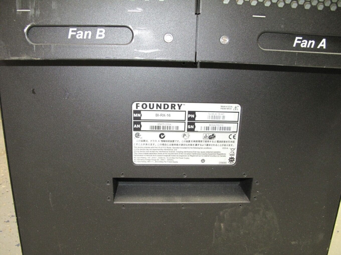 Foundry Networks Netiron Chassis NI-MLX-16-AC Loaded