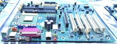 Intel A48527 MOTHERBOARD + INTEL 1.7GHz PENTIUM 4 SL5TP CPU