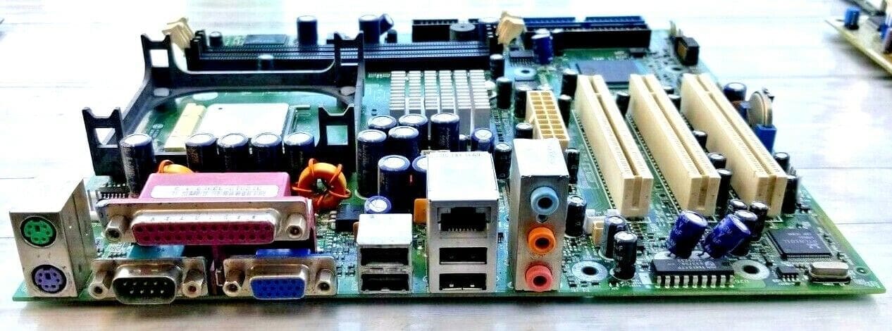 TRIGEM IMPERIAL GV 200307018 MOTHERBOARD + INTEL CELERON 2.5GHz SL62Y CPU