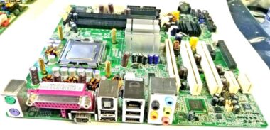 INTEL D845GRG AA AB1583-301 MOTHERBOARD + 2GHz INTEL PENTIUM 4 SL66R CPU