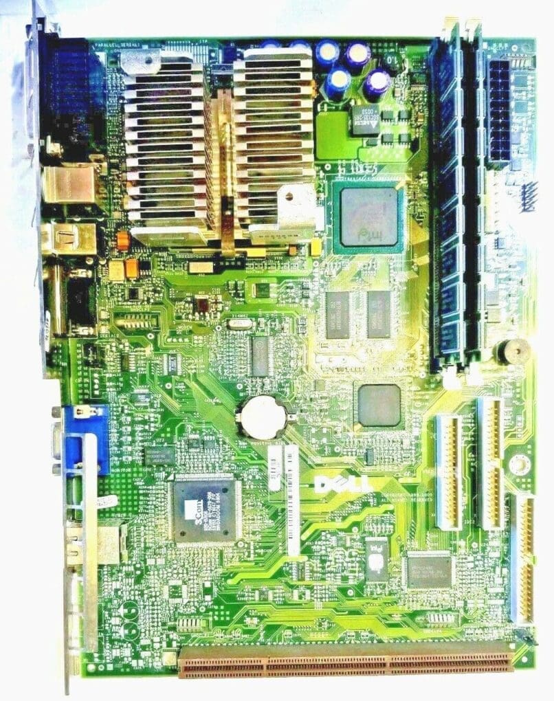 DELL MX-036XMT MOTHERBOARD + INTEL PENTIUM 3 667MHz SL3XW + 512MB RAM + I/O