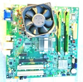 Dell 0P301D Motherboard +2.66GHz INTEL Dual-Core SLAPB CPU + 2GB RAM + H/S & FAN