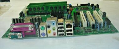 DELL 0U7077 MOTHERBOARD+INTEL PENTIUM 4 SL723 CPU+4GB RAM
