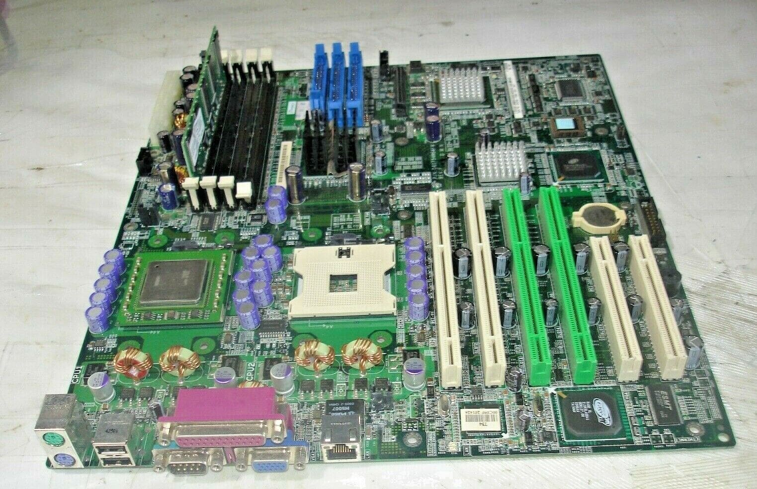 DELL PowerEdge 0H0768 MOTHERBOARD+ INTEL XEON CPU+256MB RAM