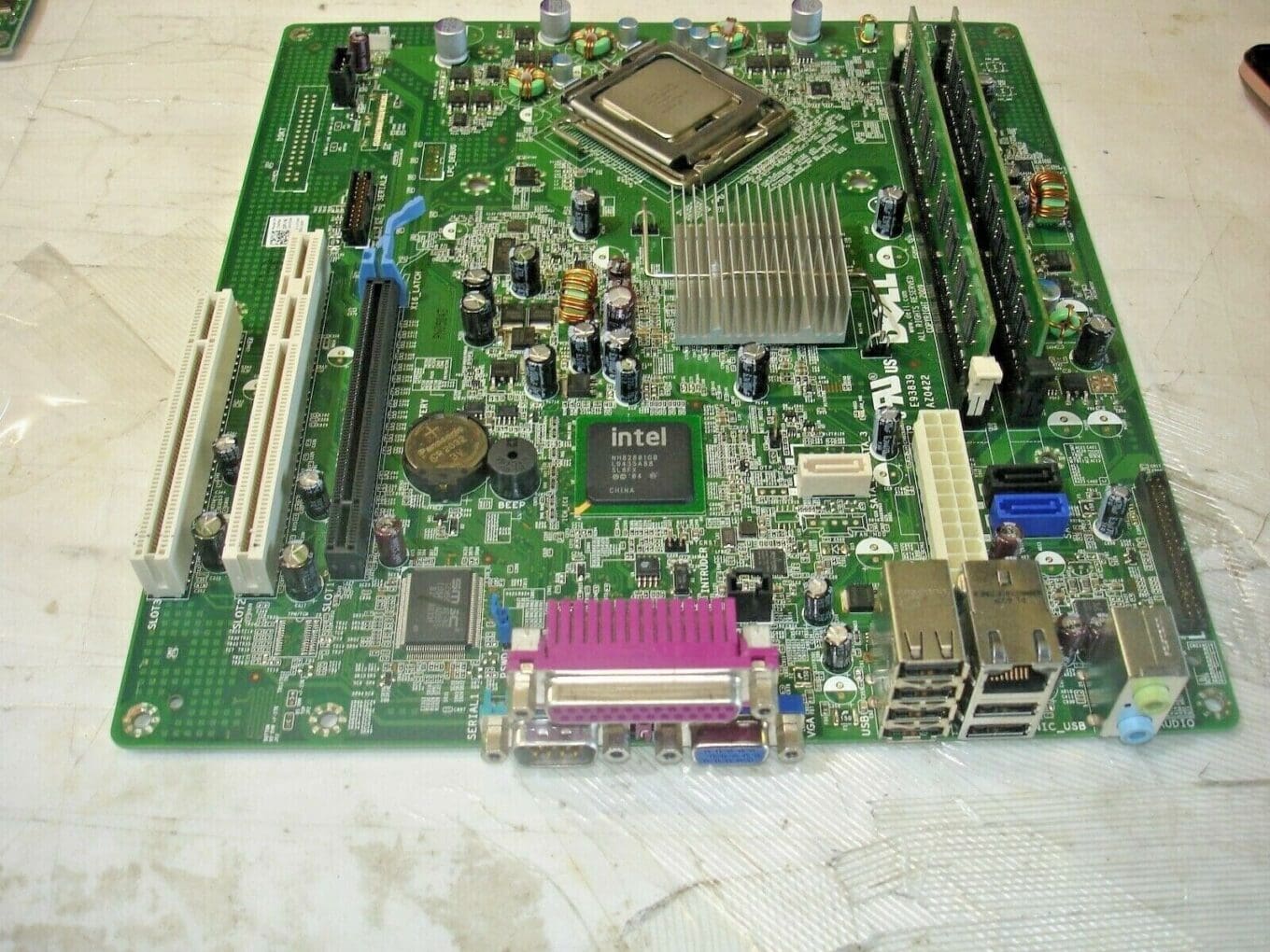 DELL 0F0TGN MOTHERBOARD+INTEL CORE 2 DUO SLGTE CPU +4GB RAM