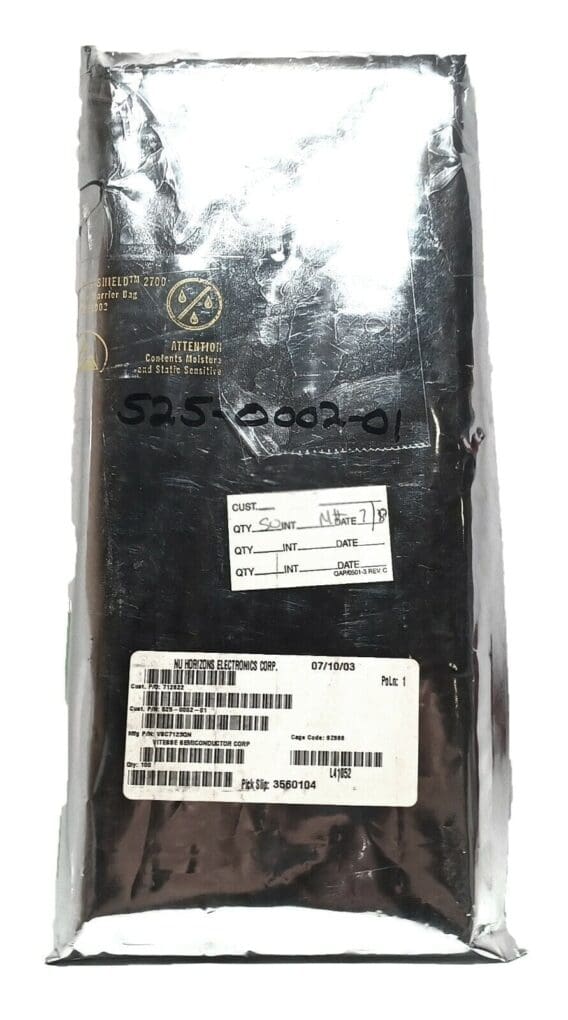 LOT OF 37 VSC7123QN VITESSE PQFP-64 ETHERNET TRANSCEIVER NOS