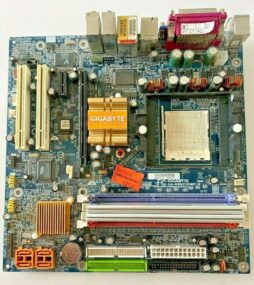 GIGABYTE GA-K8N51GMF-9 MOTHERBOARD + 2GB OF RAM