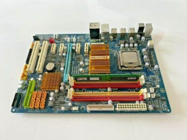 GIGABYTE GA-EP45-UD3LR MOTHERBOARD + INTEL CORE 2 QUAD SLGT6 CPU