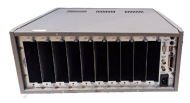 Keithley 7002 Switch System 10 - Slots Mainframe GPIB - No Cards