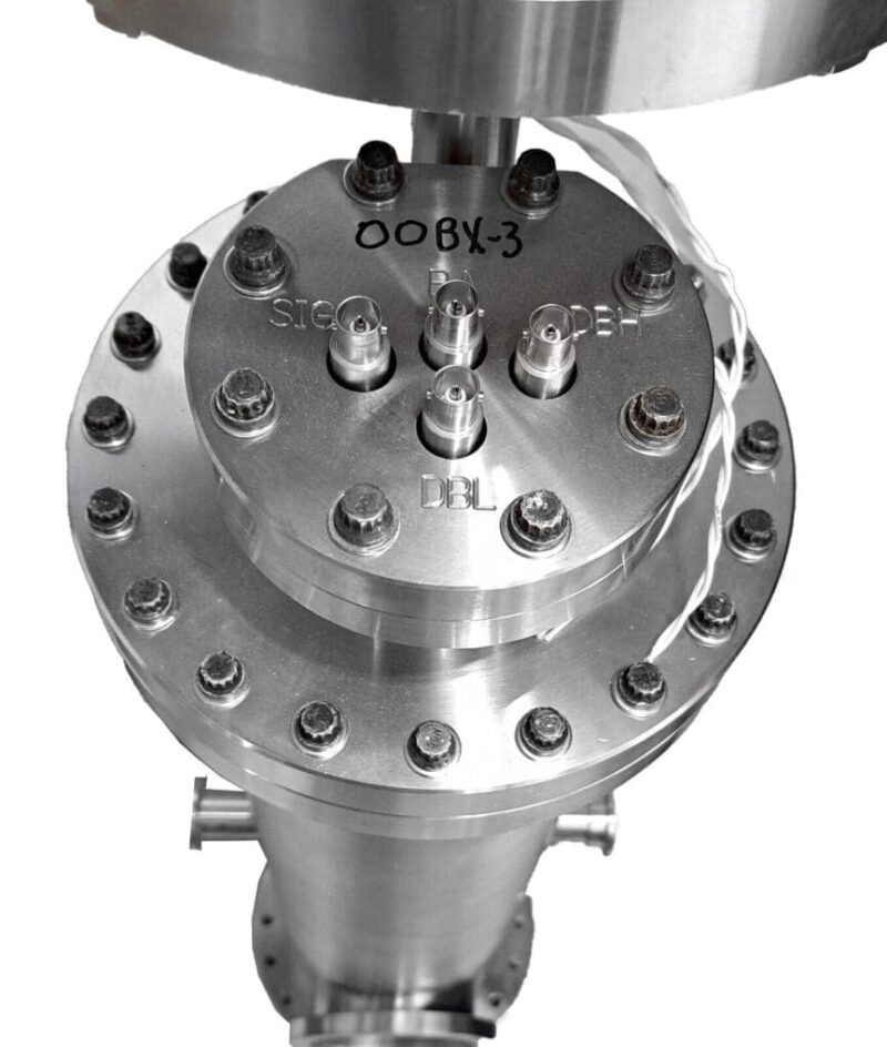 Vacuum Chamber and Electron Gun Assembly