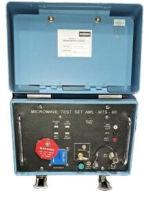 HUGHES AIRCRAFT CANADA AML-MTS-60 MICROWAVE TEST SET 2012750-002