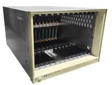 HP - Agilent - Keysight 75000 Series C Model E1400B High Power VXI Mainframe