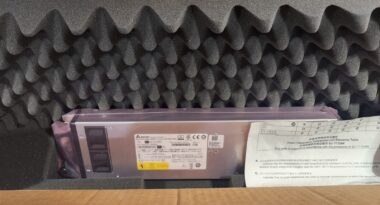 BROCADE BR-MLXE-ACPWR-1800 Delta 1800W Switching Power Supply 23-0000129-03