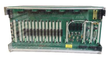 SYMMETRICOM TELECOM SOLUTIONS DCD-523 Digital Clock Distributor