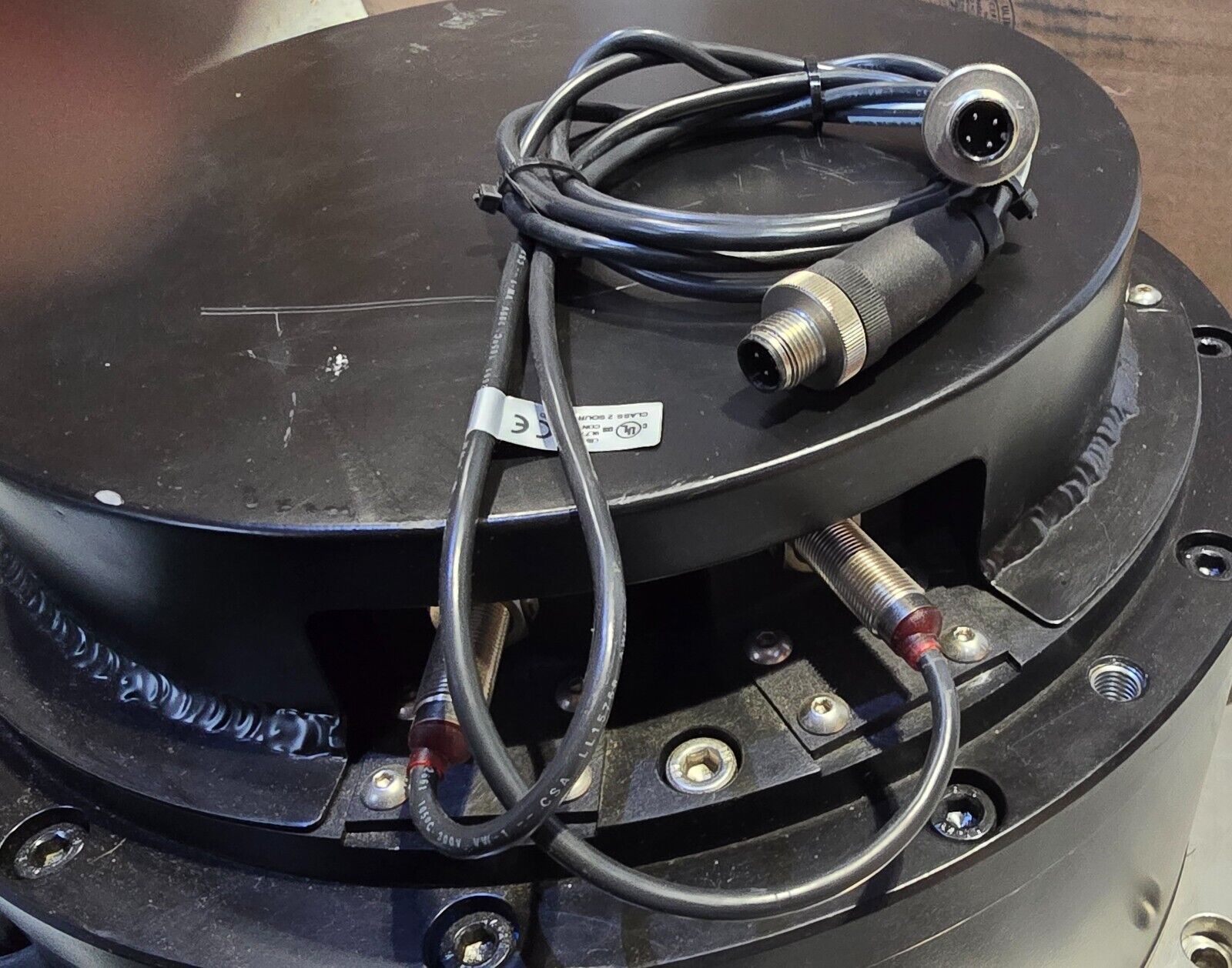 KOLLMORGEN GOLDLINE DDR DIRECT DRIVE ROTARY SERVO MOTOR D141M-12-9327-001