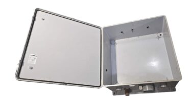 Stahlin 24 x 24 x 10 Inches Fiberglass Enclosure J2424HPL
