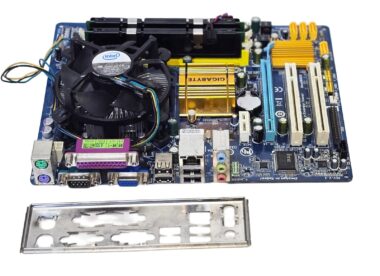 GIGABYTE GA-G31M-ES2L MOTHER BOARD +SLGTK 2.70GHz + 4GB RAM + Heat Sink & Fan