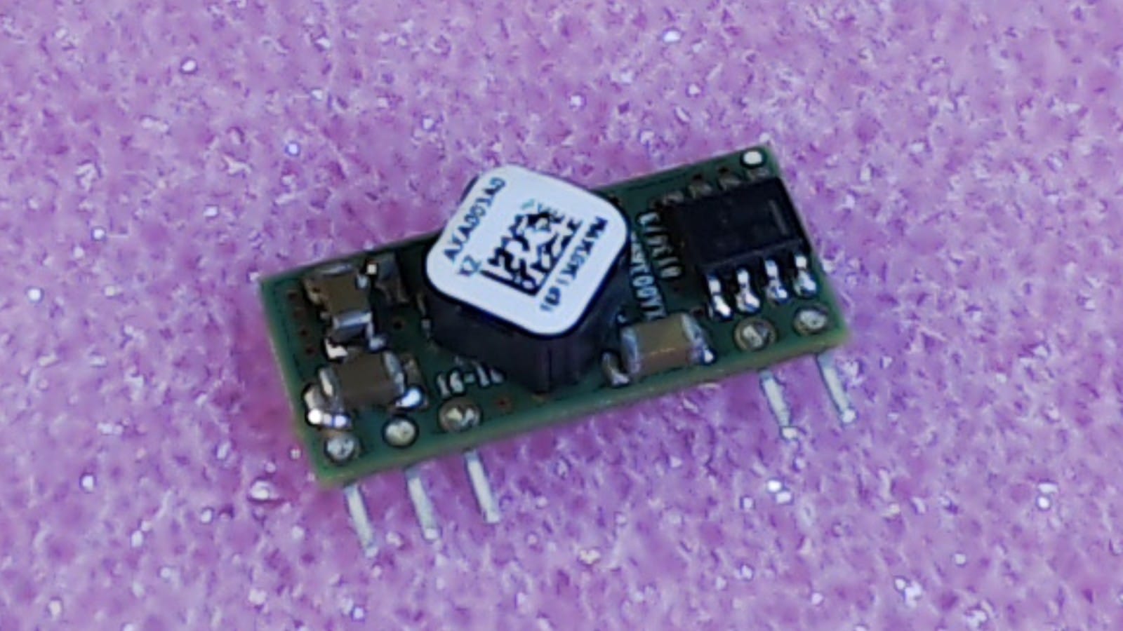 94 EA GE Critical Power CONVERT DC/DC 0.75 5.5V @ 3A SIP CC109101268, AXA003A0XZ