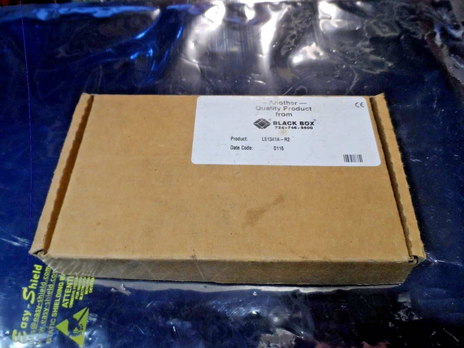 BLACK BOX NETWORK SERVICE 100BASE-TX, -FX TRANSCEIVERS LE1341A-R2