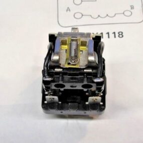 SERVICEFIRST TRANE FAN BLOWER CONTROL RELAY 230V, 24V COIL, DPDT P/N: RLY00902