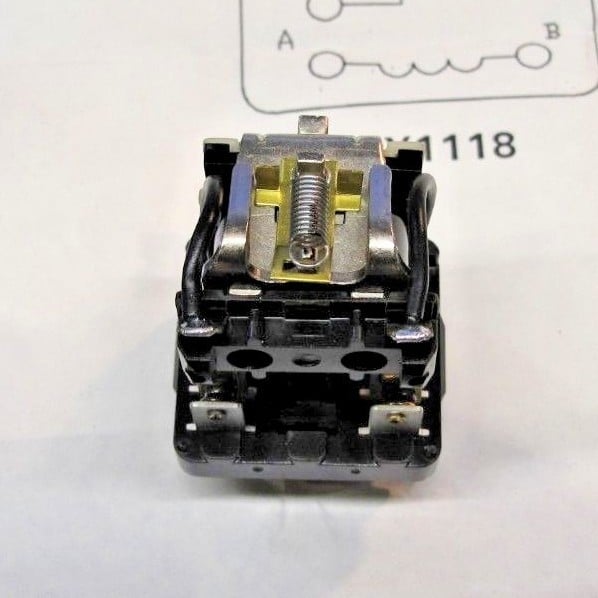 SERVICEFIRST TRANE FAN BLOWER CONTROL RELAY 230V, 24V COIL, DPDT P/N: RLY00902