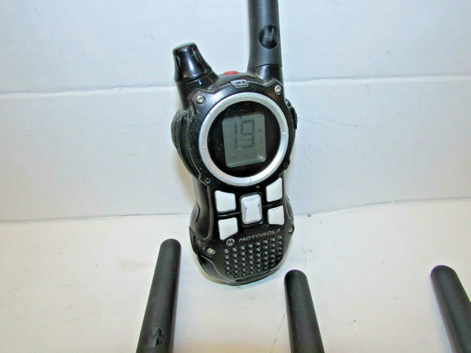 8 RADIOS IN TOTAL - Motorola 3 Piece Lot, 2415B-MRCE AND 5 PIECE LOT MD200R