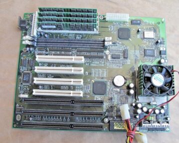 A-TREND ATC-5050 SOCKET 7 MOTHERBOARD + SL27S 233MHz PENTIUM CPU + 64MB RAM