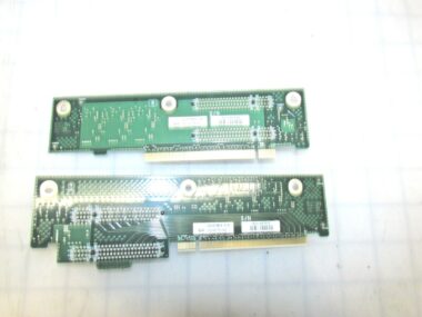 1 SET NETAPP 110-00173R+A2 AND 110-00173L+A2 RISER CARDS
