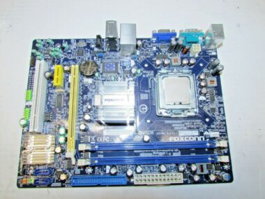 FOXCONN 45CMV, MPBF1101140-01 LGA775 LOW POWER MOTHERBOARD + 3.0 GHZ PENTIUM 4