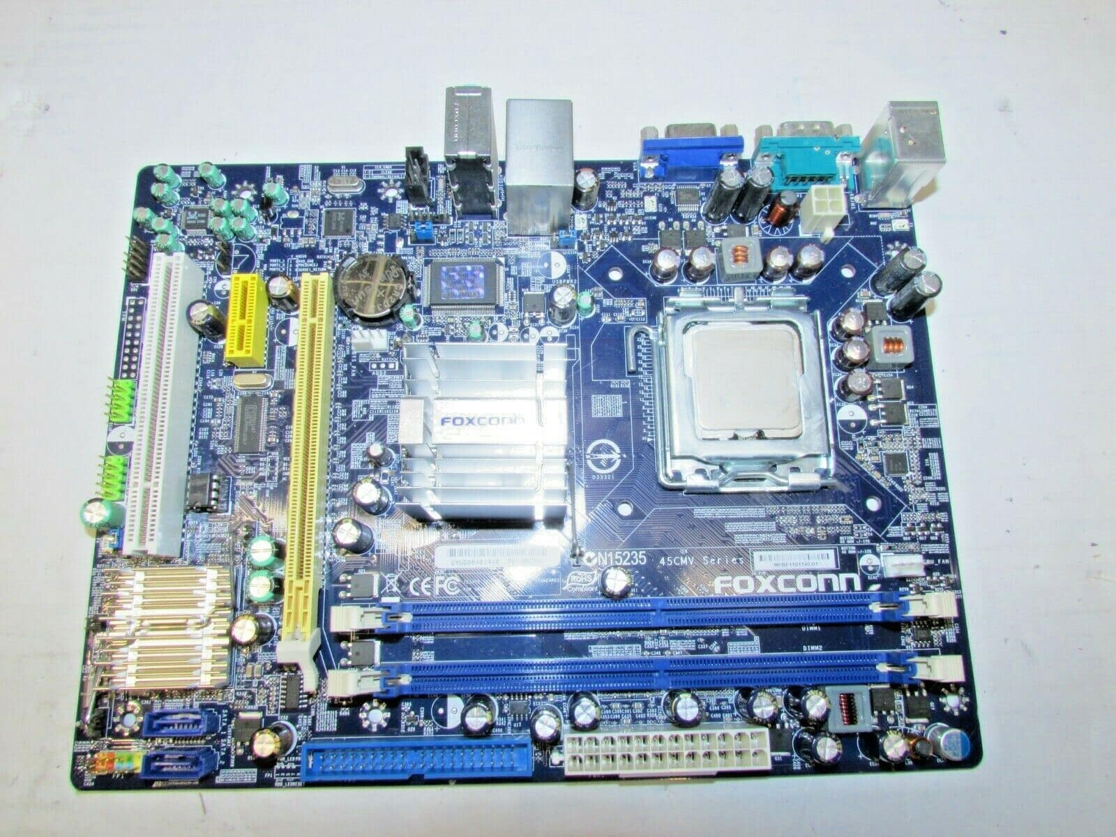 FOXCONN 45CMV, MPBF1101140-01 LGA775 LOW POWER MOTHERBOARD + 3.0 GHZ PENTIUM 4