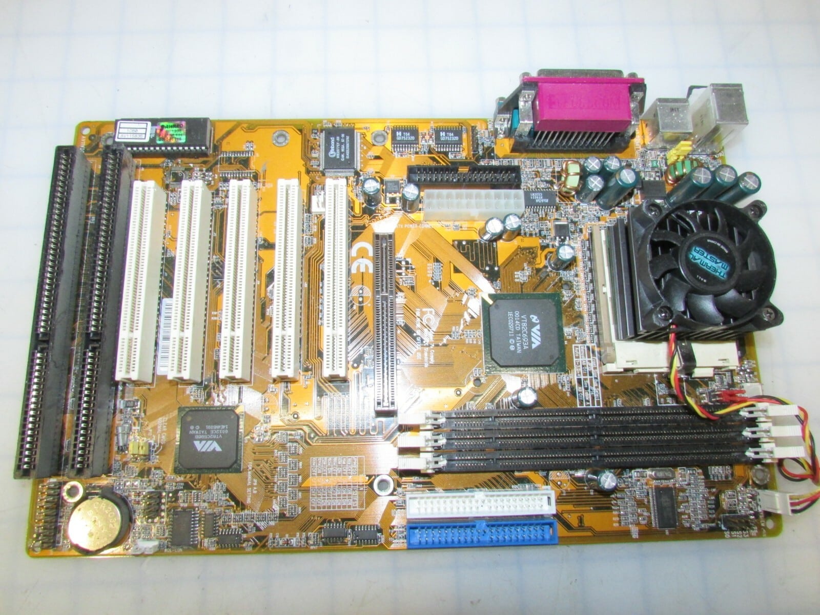 SHUTTLE AV11S835 SOCKET 370 Motherboard WITH CELERON SL46T + HEATSINK AND FAN