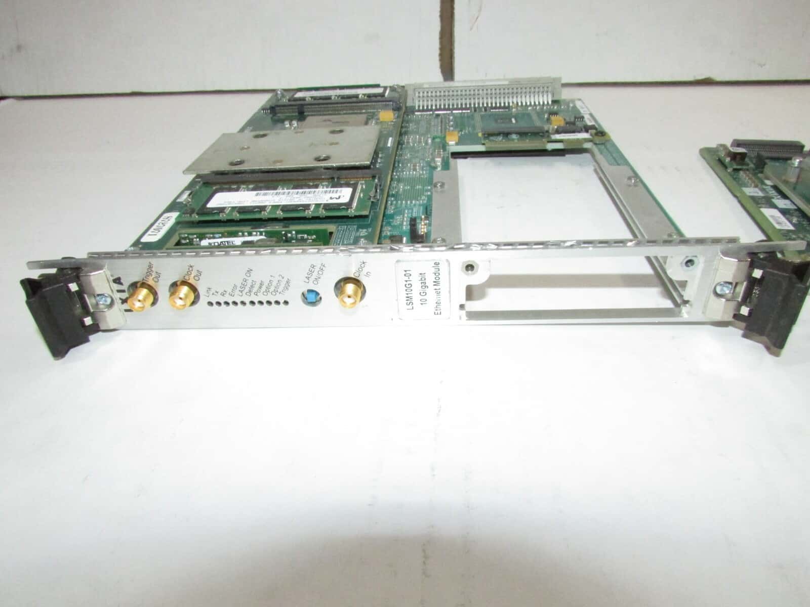 IXIA LSM10G1-01, 1-port 10GE LAN/WAN Load Module + XenPak +X2 + XFP-LAN Adapters