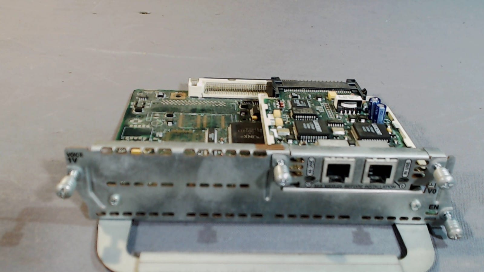 VIC2-2FXS, CISCO TWO-PORT VOICE INTERFACE CARD WITH VOICE 1V CARD