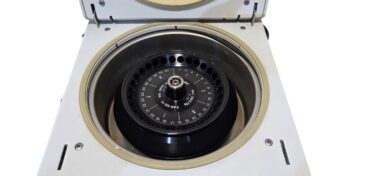 Eppendorf 5417R Refrigerated Microcentrifuge Benchtop Lab Centrifuge 16,400 RPM