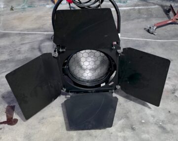 Mole-Richardson Vari-Tener LED 1500W 14" Fresnel Studio Light w/ Barn Doors & Gr