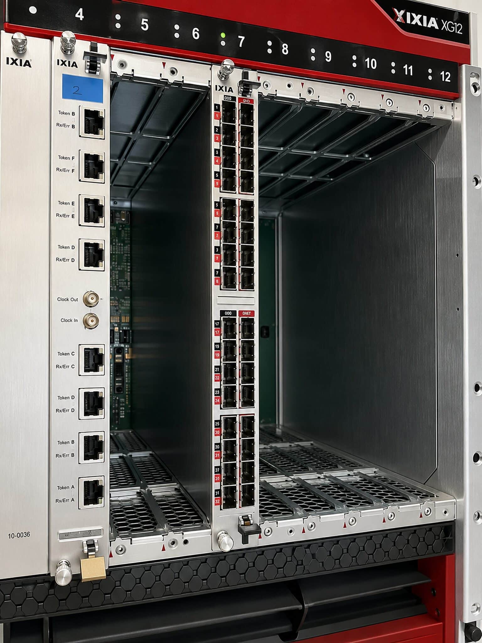 Refurbished Ixia XDM10G32S load module installed in an Ixia XG12 12-slot chassis